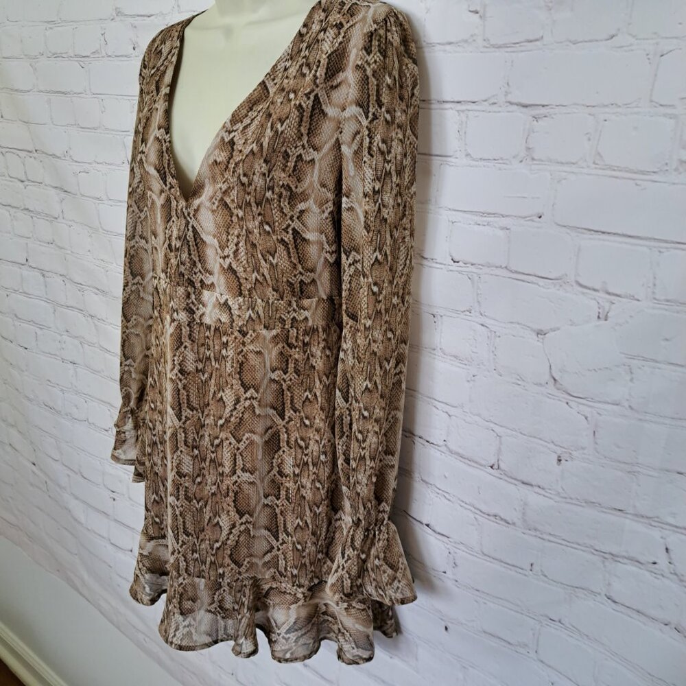 Blue Blush Snake Print Deep V- Neck Dress Size Large - Picture 2 of 12